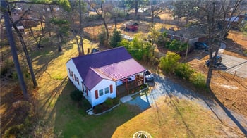 2123 Carthage St, Sanford, NC 27330