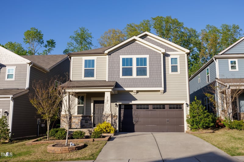 2123 Gregor Overlook Ln, Apex, NC 27502