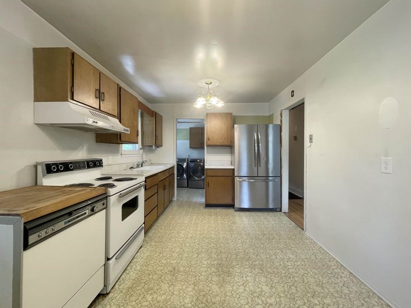 2123 Watkins St, Raleigh, NC 27604