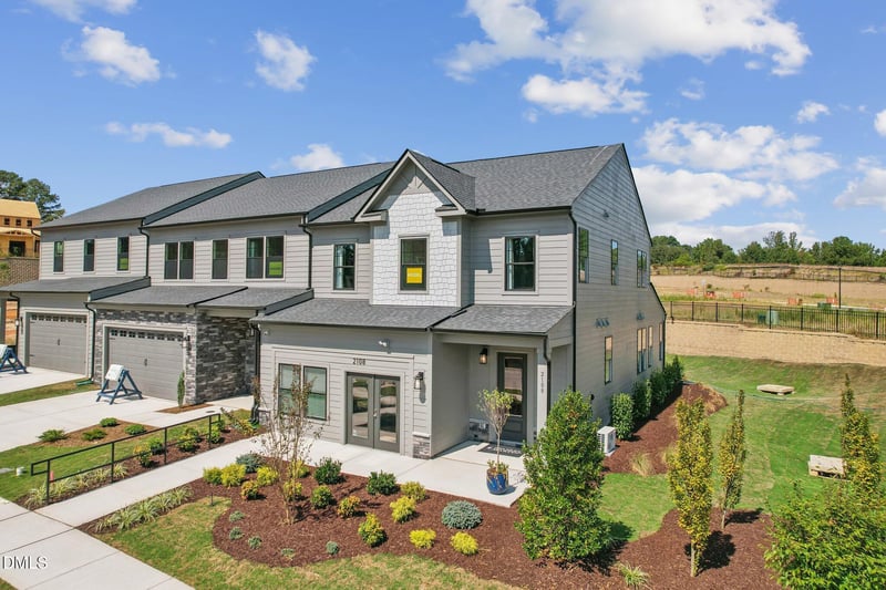 2124 Barrier Ridge Way, Apex, NC 27502