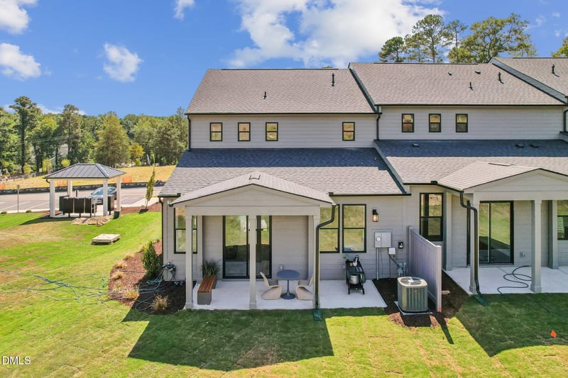 2124 Barrier Ridge Way, Apex, NC 27502