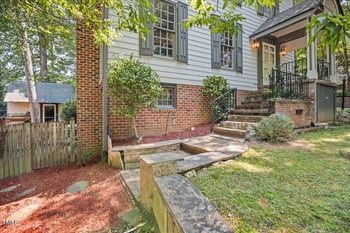 2124 Fallon Oaks Ct, Raleigh, NC 27608