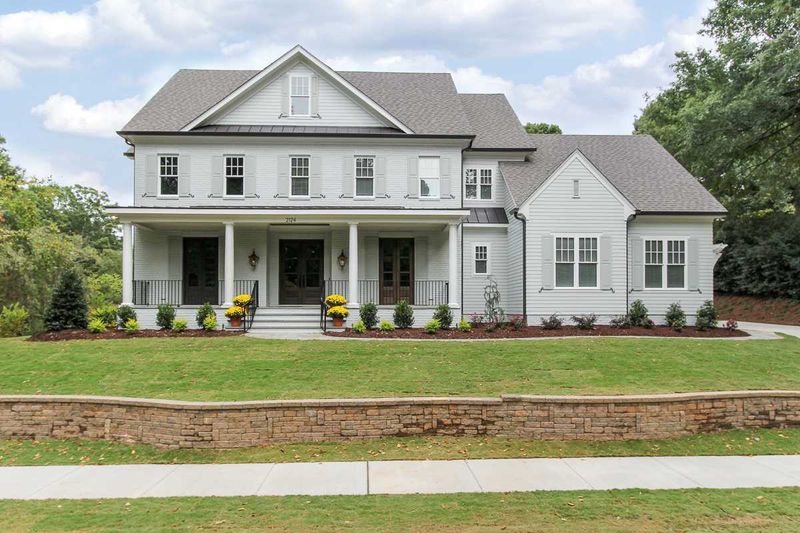 2124 Kipawa St, Raleigh, NC 27607