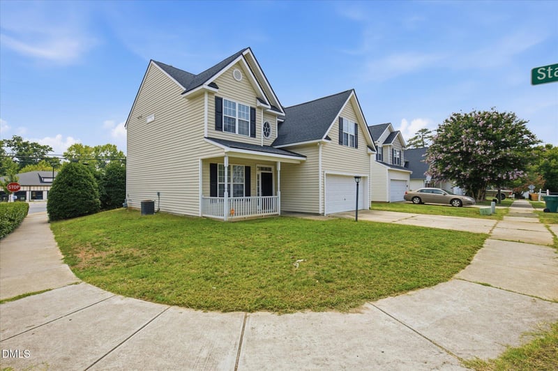 2124 Star Sapphire Dr, Raleigh, NC 27610