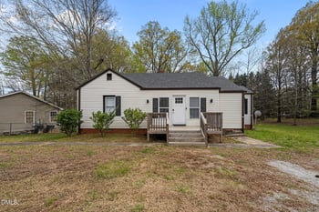 2124 Textile Dr, Greensboro, NC 27405