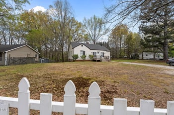 2124 Textile Dr, Greensboro, NC 27405