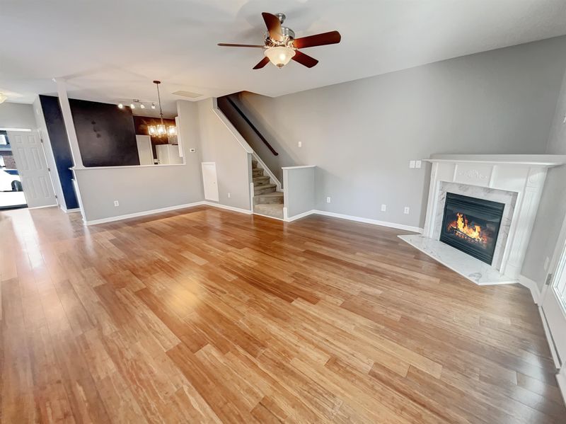 2124 Thornblade Dr, Raleigh, NC 27604