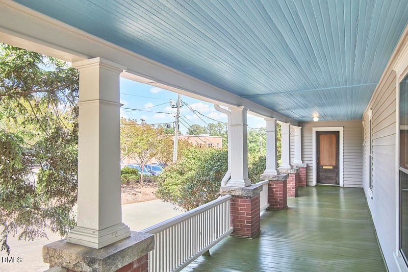 2125 Chapel Hill Rd, Durham, NC 27707