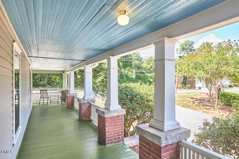 2125 Chapel Hill Rd, Durham, NC 27707