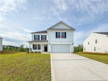 2125 Purebred Cir, Hope Mills, NC 28348