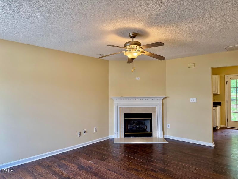2125 Ventana Ln, Raleigh, NC 27604