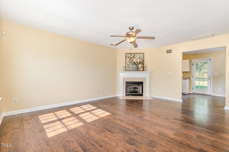 2125 Ventana Ln, Raleigh, NC 27604