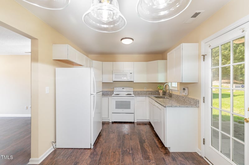 2125 Ventana Ln, Raleigh, NC 27604