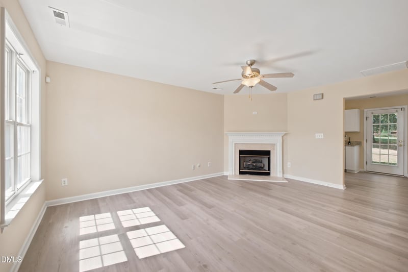 2125 Ventana Ln, Raleigh, NC 27604