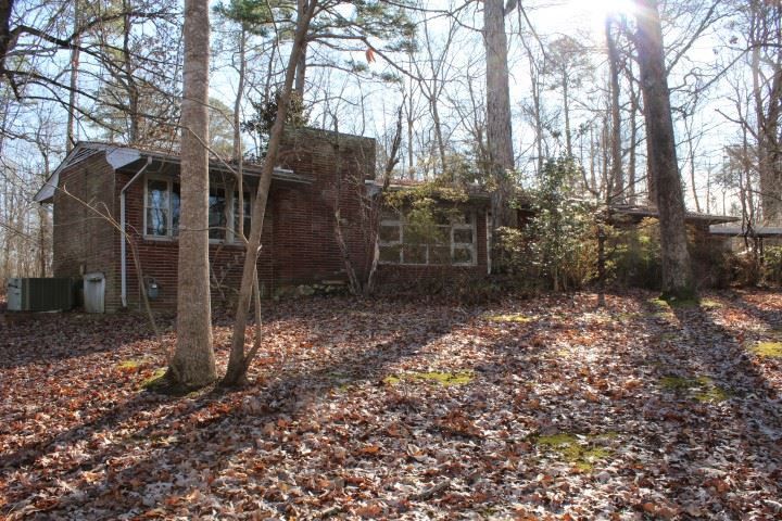 2126 S Ashland Dr, Burlington, NC 27217