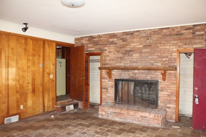 2126 S Ashland Dr, Burlington, NC 27217