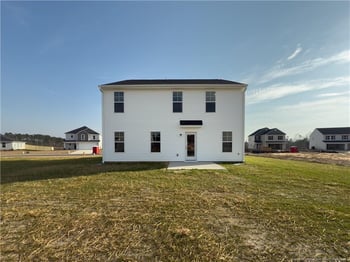 2126 Purebred Cir, Hope Mills, NC 28348