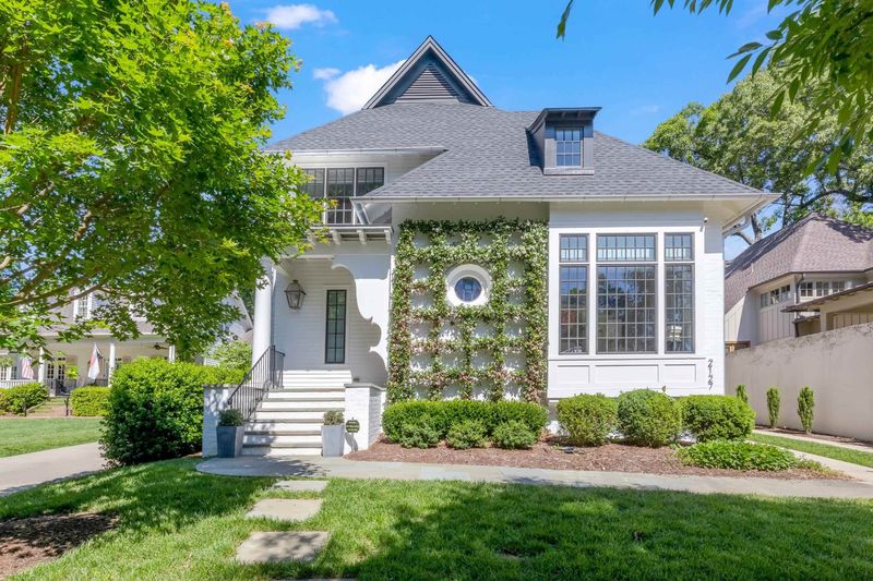 2127 Cowper Dr, Raleigh, NC 27608