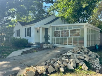 2127 Milburnie Rd, Raleigh, NC 27610