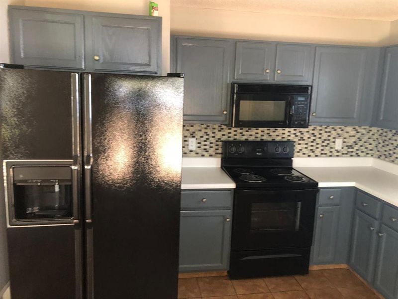 2128 Charny Dr, Raleigh, NC 27609