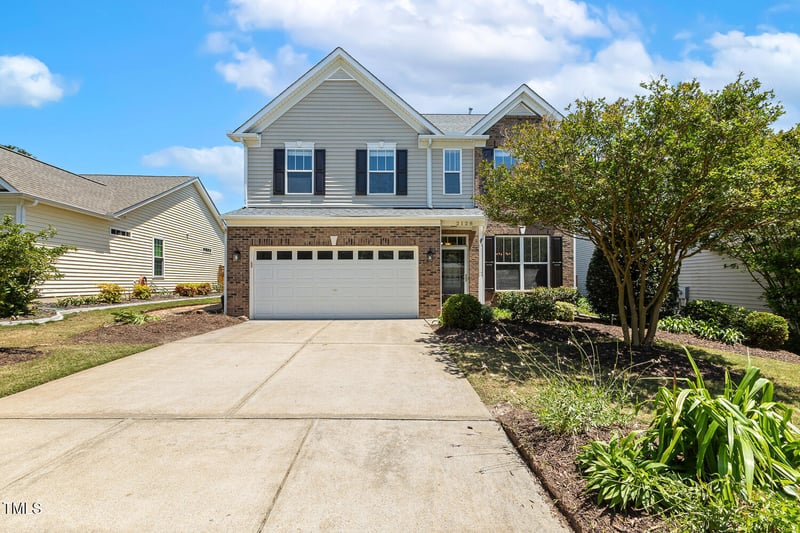 2128 Feather Ridge Dr, Holly Springs, NC 27540