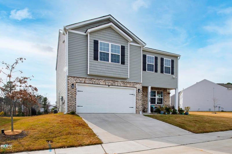2128 Fletchers Ridge Dr, Durham, NC 27703
