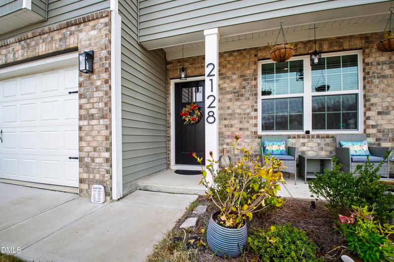 2128 Fletchers Ridge Dr, Durham, NC 27703