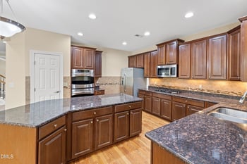 2129 Glade Valley Ln, Morrisville, NC 27560