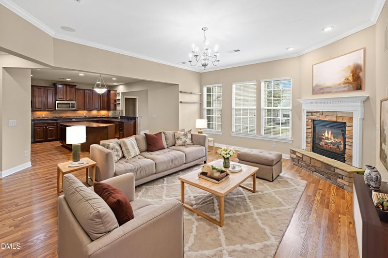 2129 Glade Valley Ln, Morrisville, NC 27560