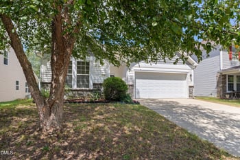 2129 Maizefield Ln, Fuquay Varina, NC 27526