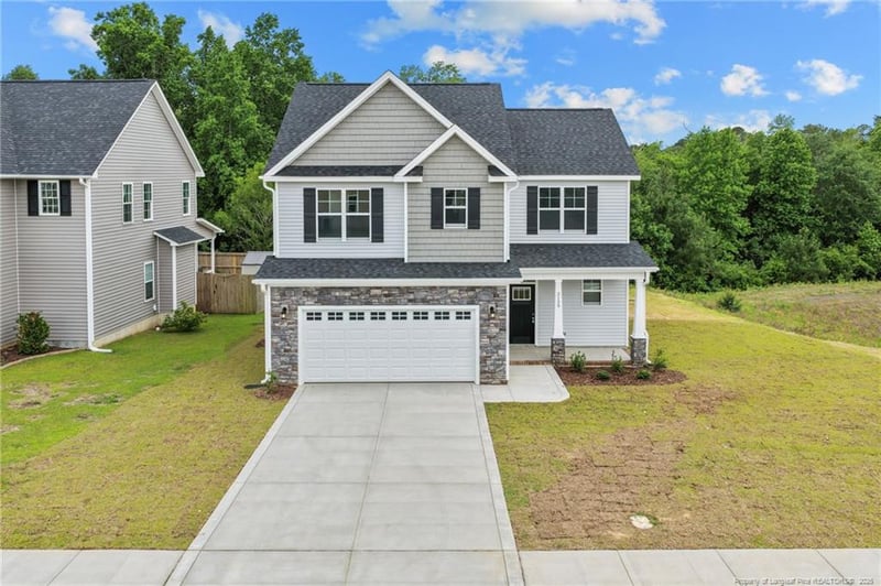 2129 Stonewash Dr, Fayetteville, NC 28306