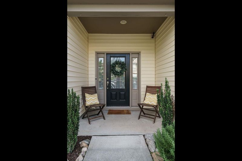 2129 Sunny Cove Dr, Raleigh, NC 27610