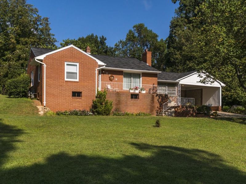 2129 Trail Five, Burlington, NC 27215
