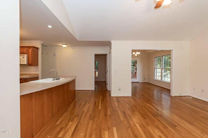 213 Beauregard Ln, Mebane, NC 27302