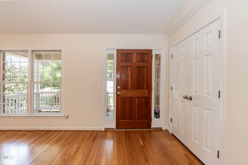 213 Beauregard Ln, Mebane, NC 27302