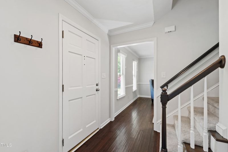 213 Beechtree Dr, Cary, NC 27513
