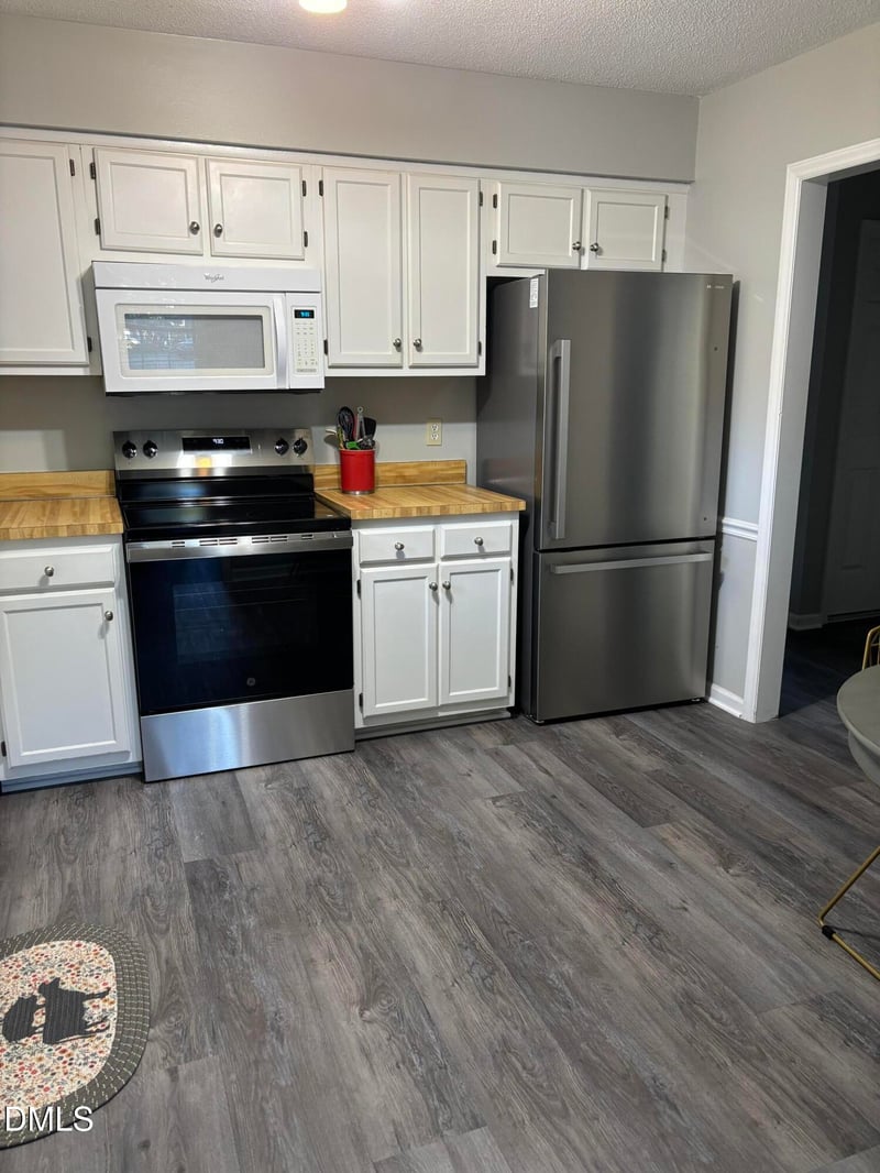 213 Bracken Ct, Raleigh, NC 27615