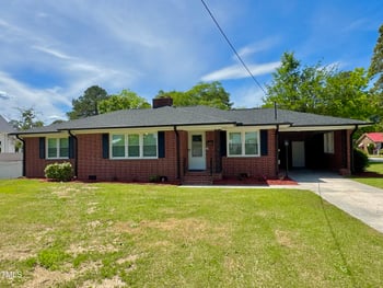 213 Brevard St, Selma, NC 27576