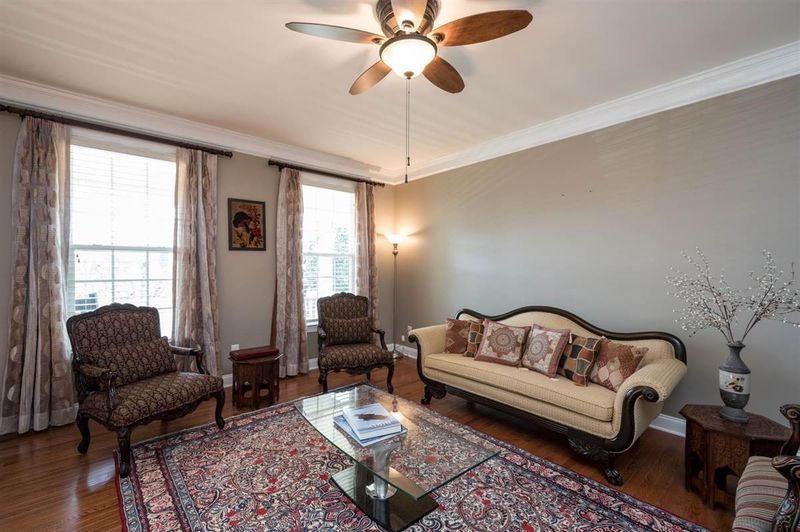 213 Bridle Boast Rd, Cary, NC 27519