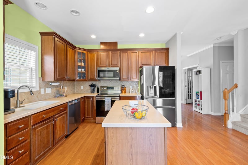 213 Butterbiggins Ln, Apex, NC 27539