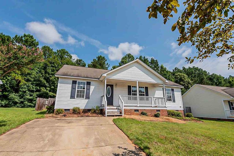 213 Cambridge Elm Dr, Clayton, NC 27520