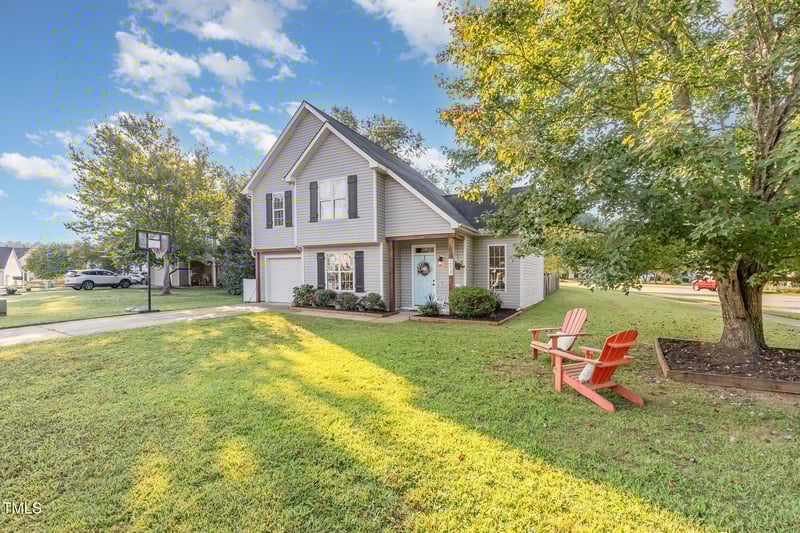 213 Capello Ct, Holly Springs, NC 27540