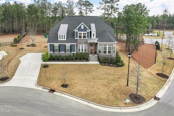 213 Center Hill Dr, Holly Springs, NC 27540