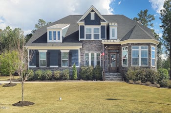 213 Center Hill Dr, Holly Springs, NC 27540
