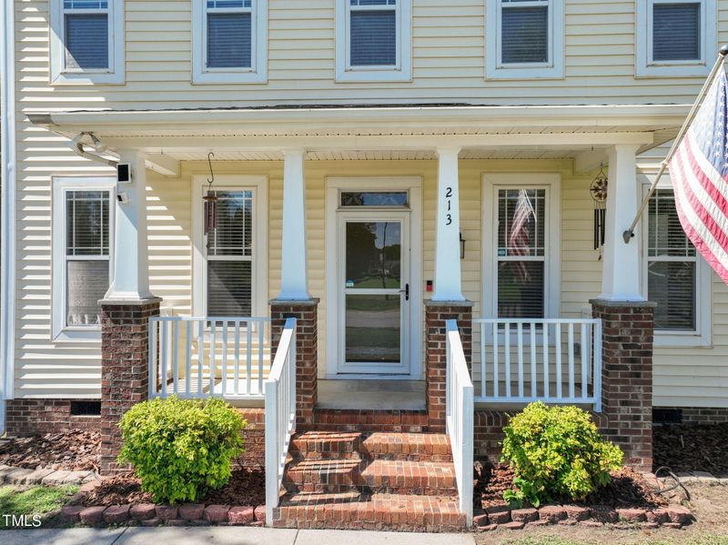 213 Chamberlain Dr, Clayton, NC 27527