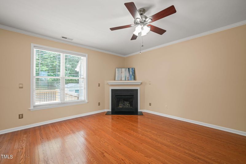 213 Chamberlain Dr, Clayton, NC 27527