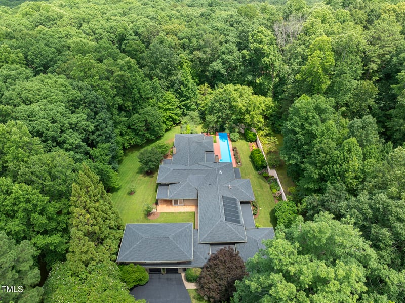 213 Chimeneas Pl, Chapel Hill, NC 27517