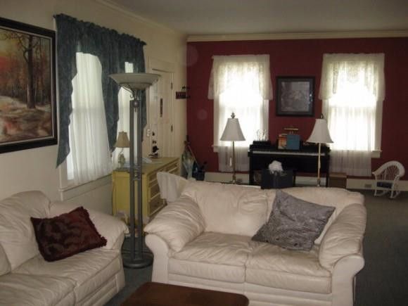 213 W Chisholm St, Sanford, NC 27330