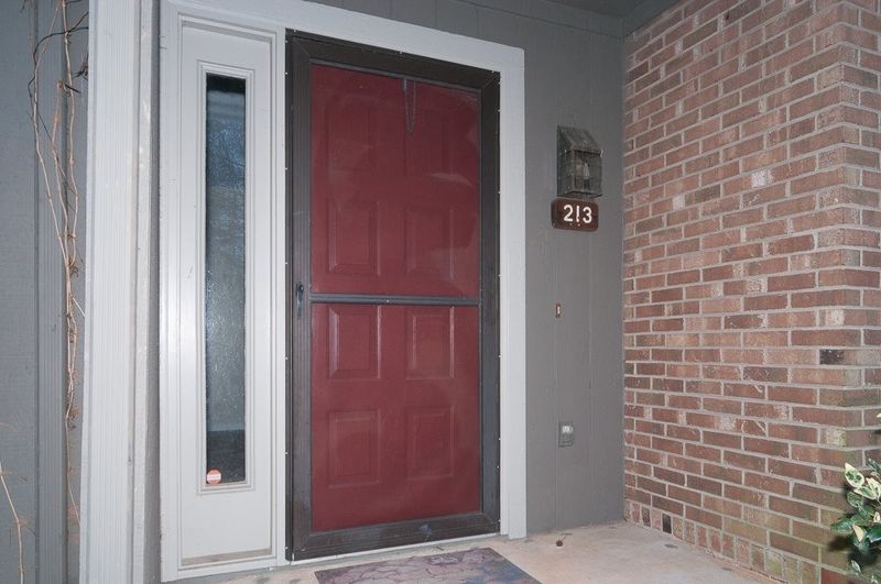 213 Clancy Cir, Cary, NC 27511