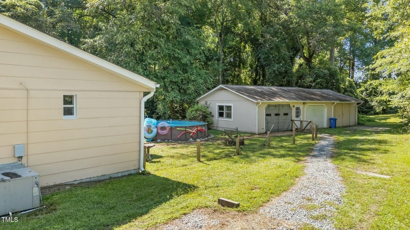 213 Coley Farm Rd, Fuquay Varina, NC 27526